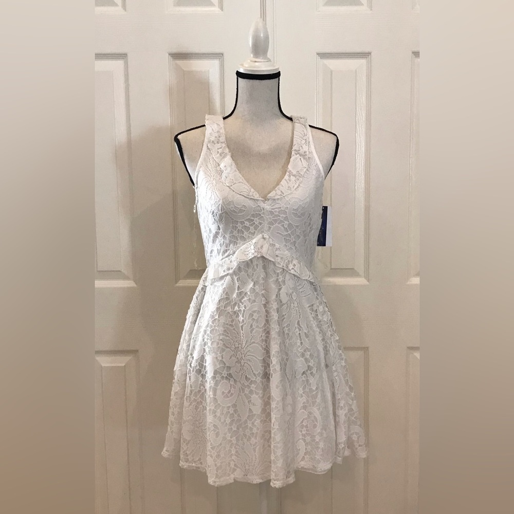 Speechless White Floral Dress NWT size M